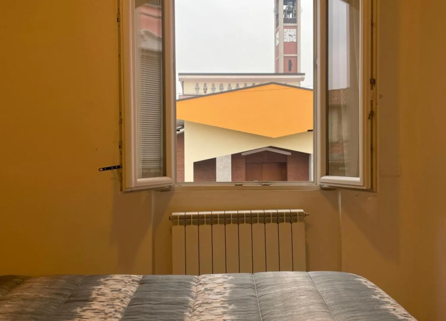 Appartamento Nuovo E Moderno Cesano Maderno 0*,  Italy